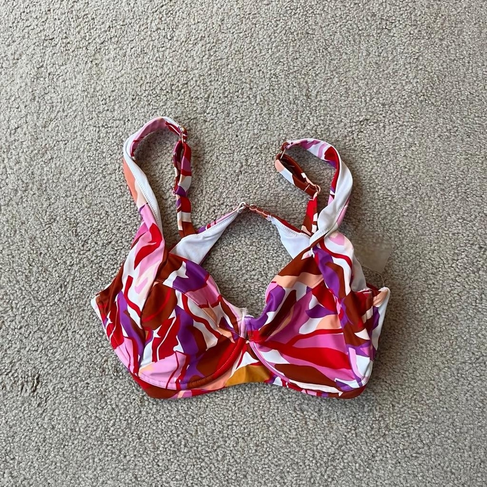 Raisins Swimwear Women's Bikini Top